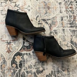 Cole Haan booties - like new
